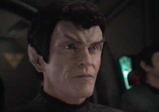 A Romulan male
